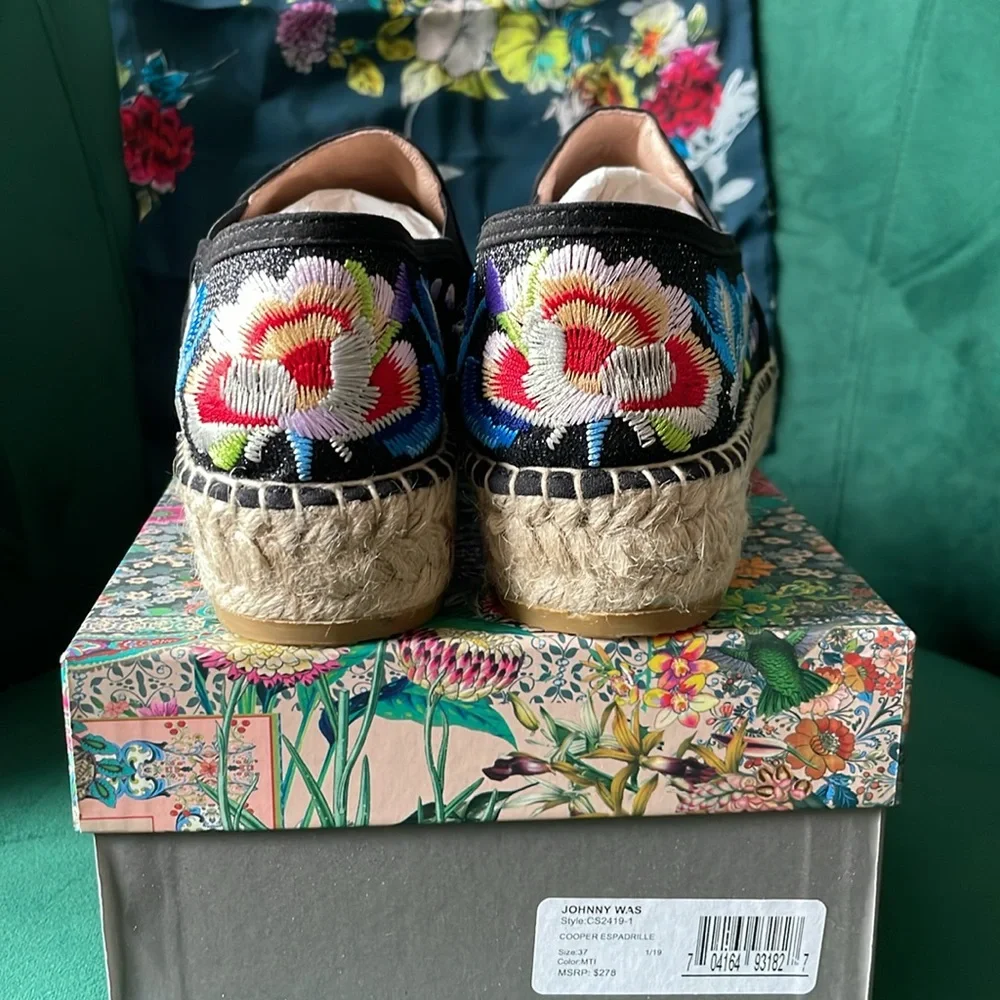 NWT Johnny Was Cooper Espadrilles